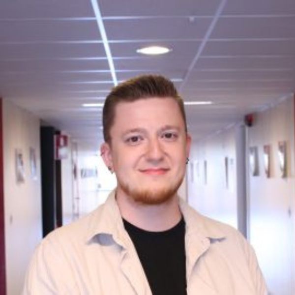 Quentin  Mostin, staff administratif, scientifique et technique au CeREF Éducation